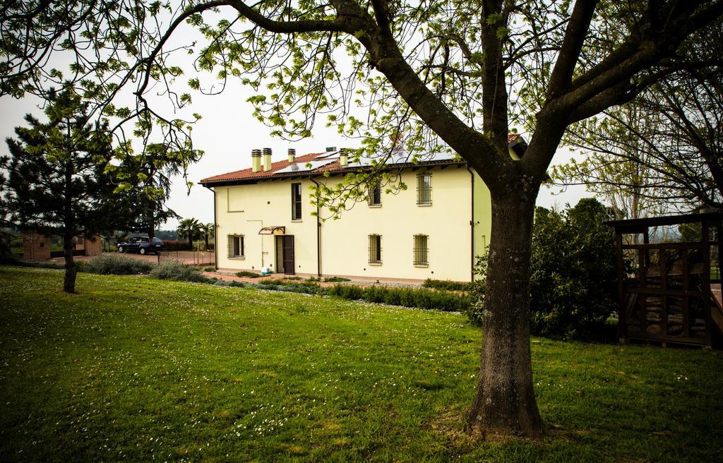 B&B Magic Dozza Eksteriør billede